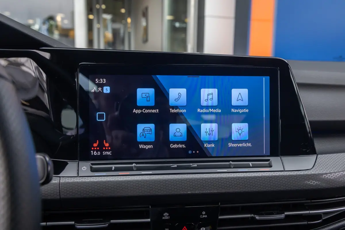 1.4 eHybrid GTE PHEV 245PK | Stoel+stuur verwarming | Cruise adaptief | Apple Carplay/Android Auto | 18'' | Digitaal dashboard | Keyless | Apple Carplay/Android Auto|telefoonintegratie premi