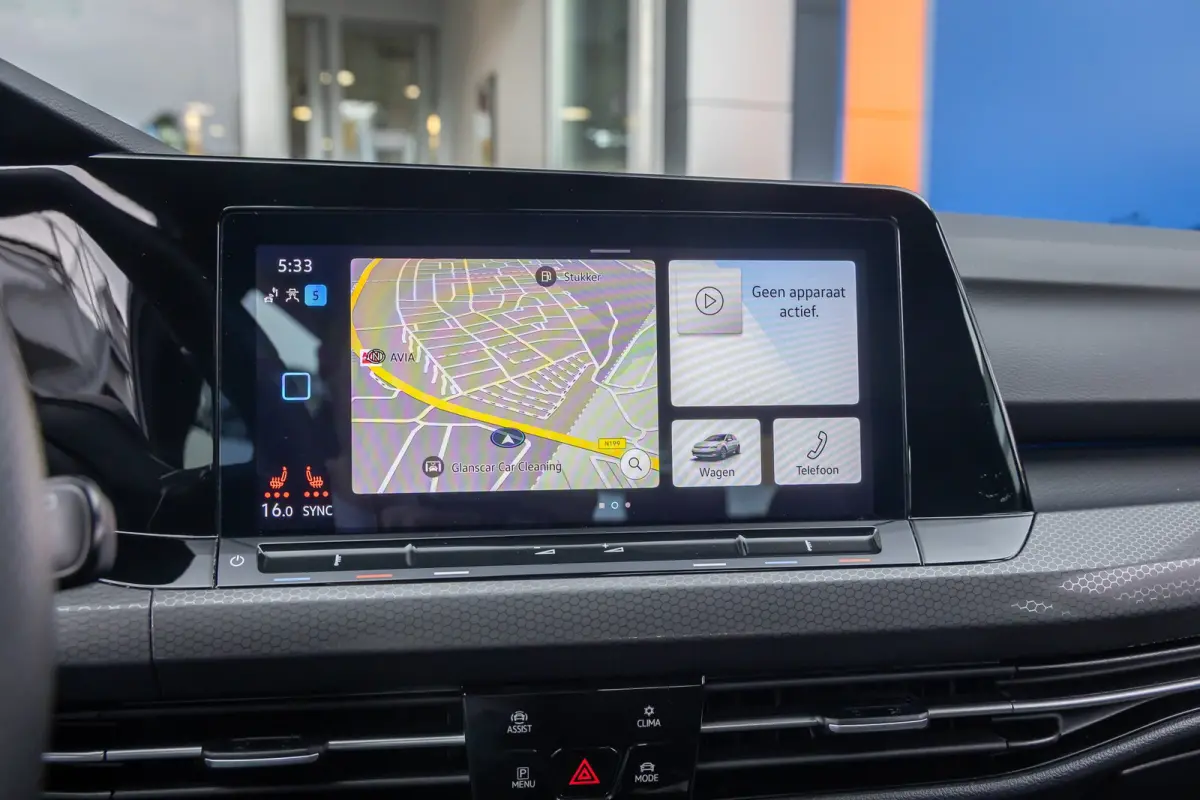 1.4 eHybrid GTE PHEV 245PK | Stoel+stuur verwarming | Cruise adaptief | Apple Carplay/Android Auto | 18'' | Digitaal dashboard | Keyless | Apple Carplay/Android Auto|telefoonintegratie premi