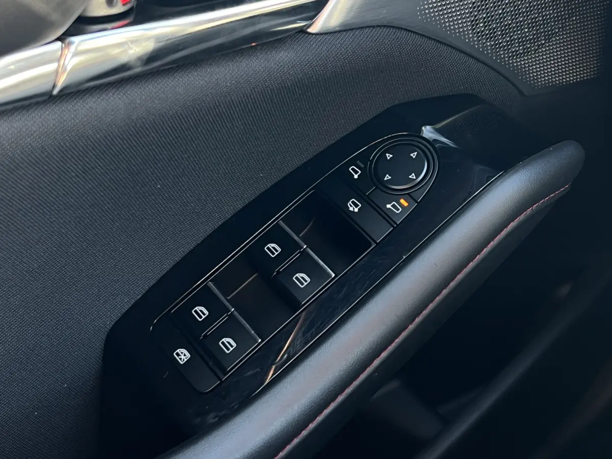 2.0 e-SkyActiv-X M Hybrid 186 Luxury | Bose Audio | ACC | 360 Camera | LED