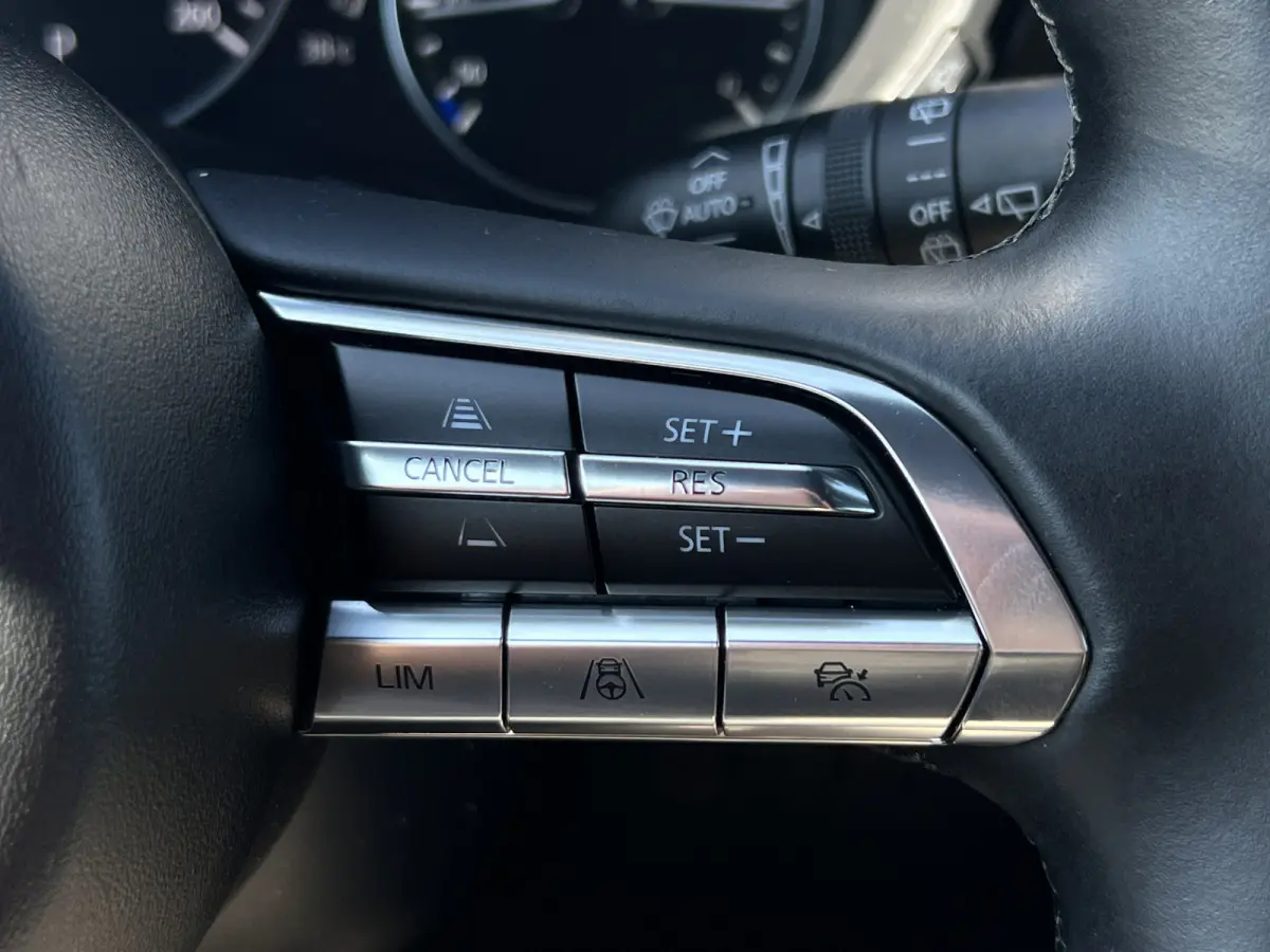 2.0 e-SkyActiv-X M Hybrid 186 Luxury | Bose Audio | ACC | 360 Camera | LED
