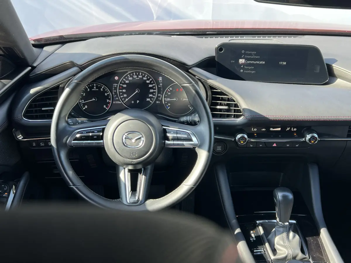 2.0 e-SkyActiv-X M Hybrid 186 Luxury | Bose Audio | ACC | 360 Camera | LED