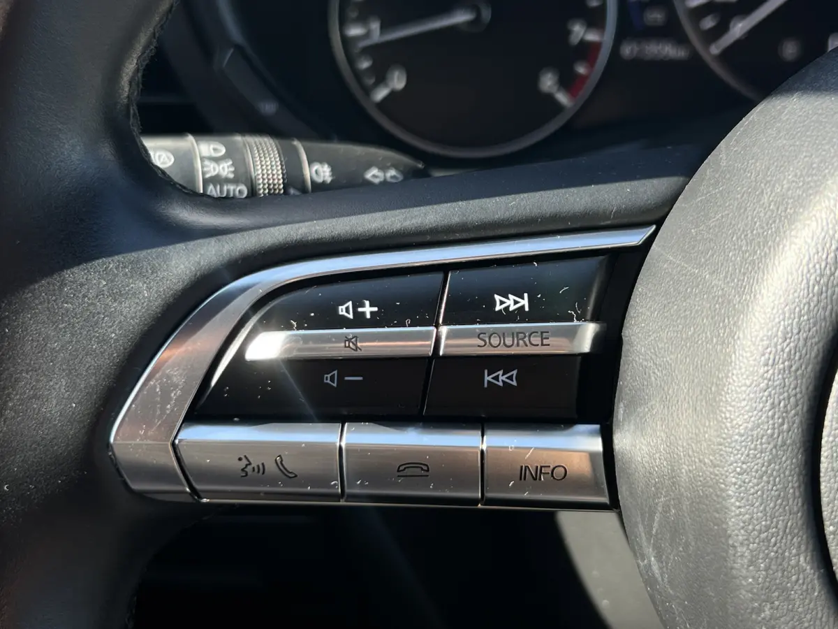 2.0 e-SkyActiv-X M Hybrid 186 Luxury | Bose Audio | ACC | 360 Camera | LED