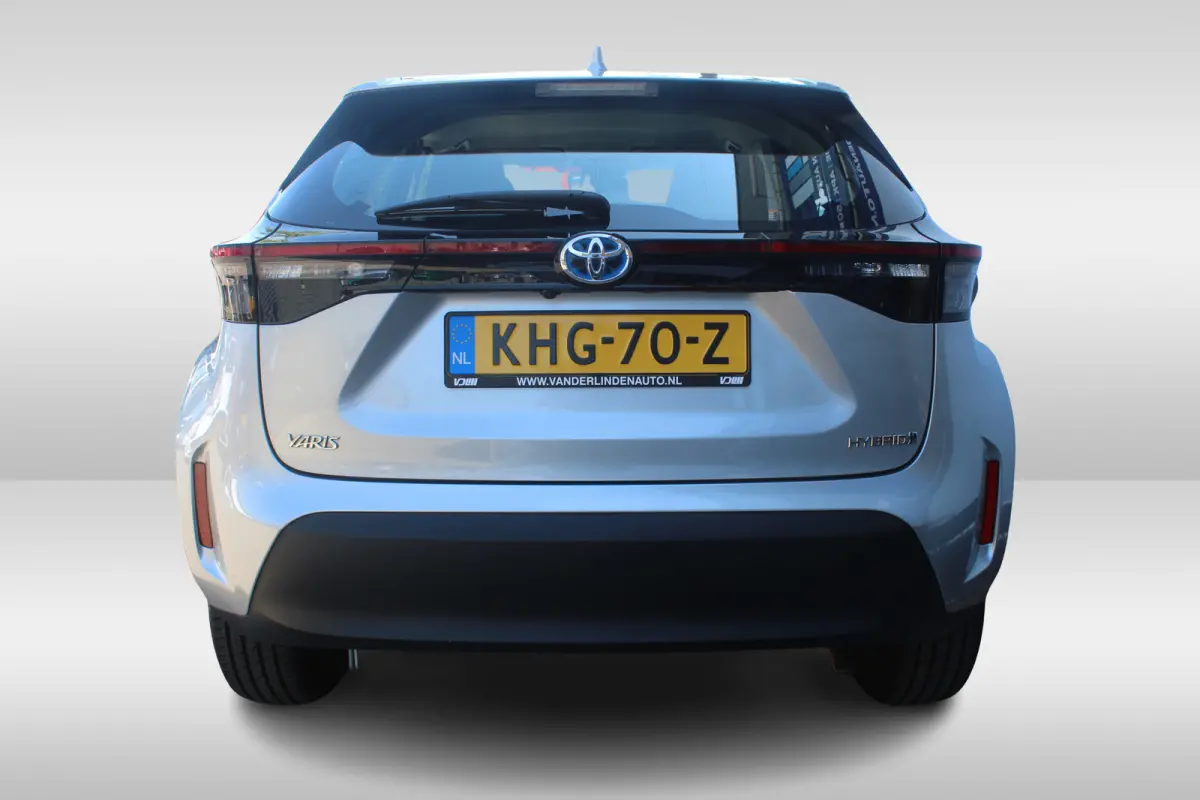 1.5 Hybrid Active l Adaptief Cruise Control l Lane Assist l Achteruitrijcamera l Climate control l Apple carplay/ android auto l Elektrisch inklapbare buitenspiegels l Verwarmbare Spiegels
