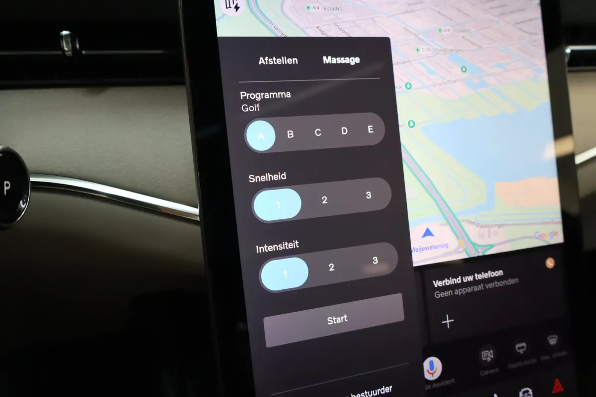 Twin Motor Ultra Launch Edition 106 kWh | 22" 5-Y-spaaks Glossy Black Diamond Cut | Achterstoelen verwarmd | Actieve luchtvering met FOUR-C