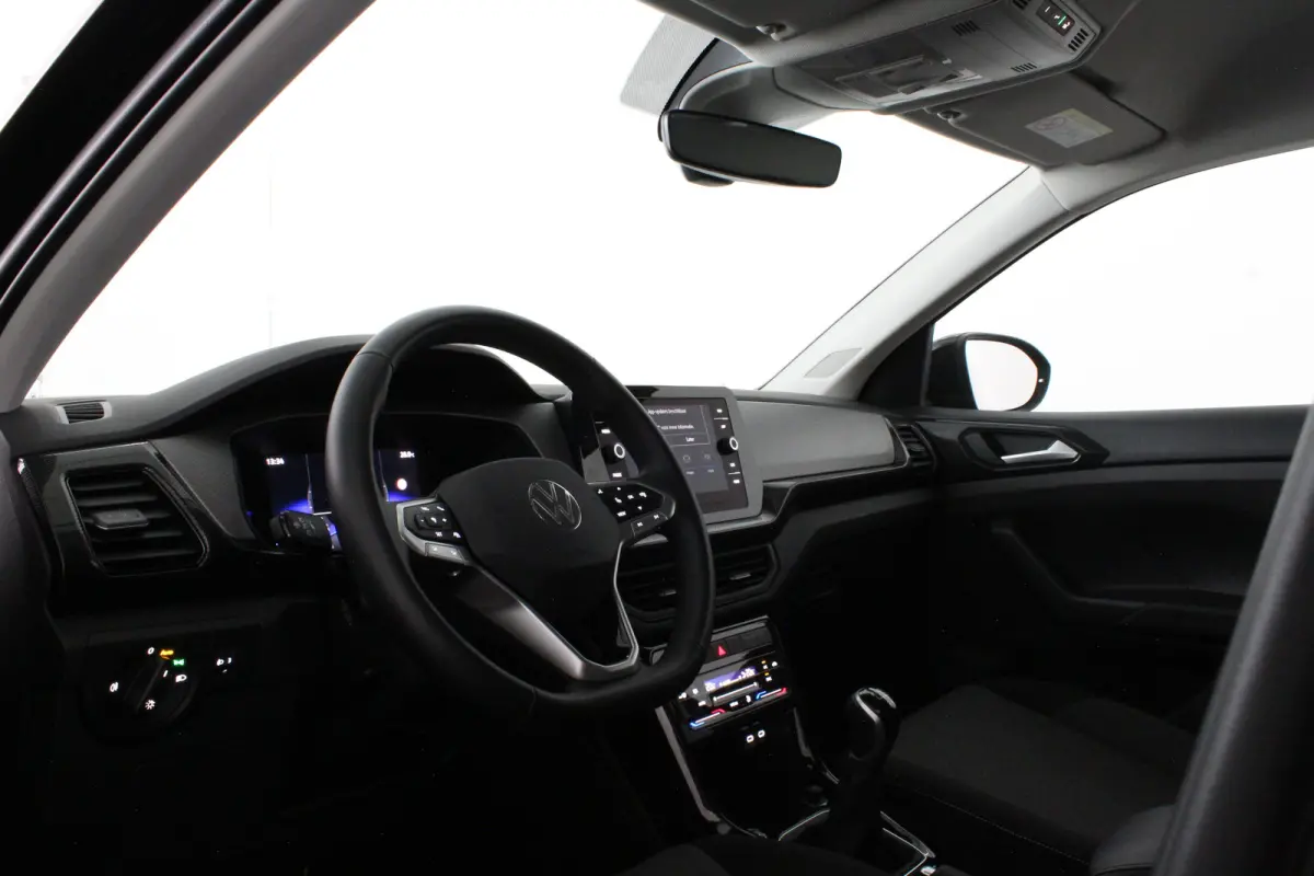1.0 TSI Life Edition > Camera/ACC/Navi/Keyless/17inch...