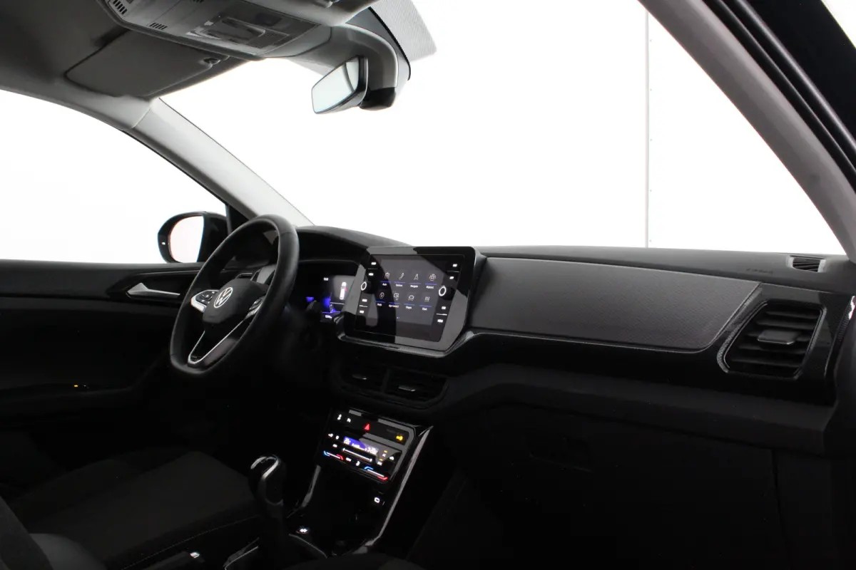 1.0 TSI Life Edition > Camera/ACC/Navi/Keyless/17inch...