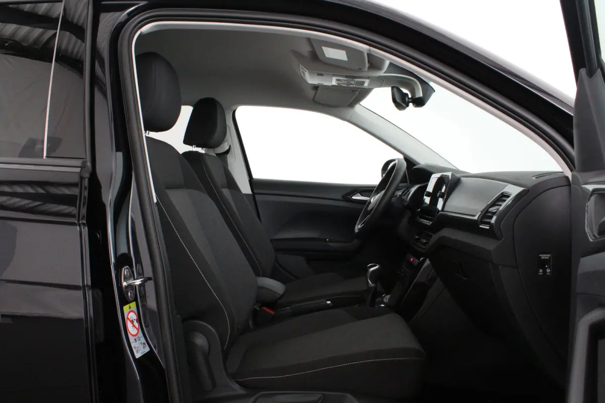 1.0 TSI Life Edition > Camera/ACC/Navi/Keyless/17inch...