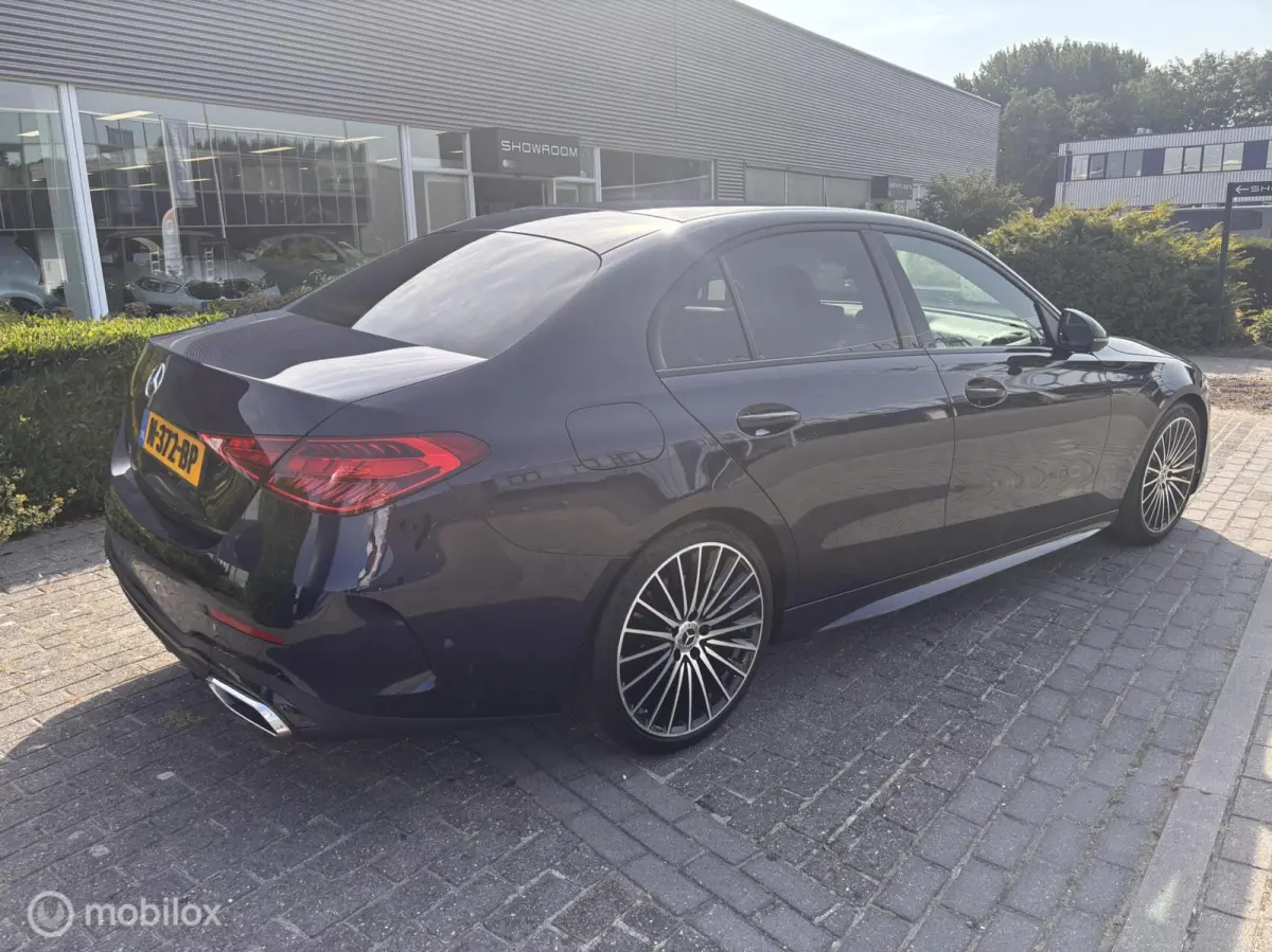 200 AMG Line Launch Edition
