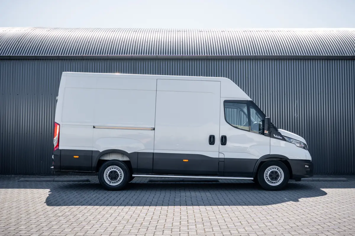 35S14V 2.3 L2H2 | Automaat | 1e Eigenaar | Euro 6 | Cruise | Climate | Trekhaak
