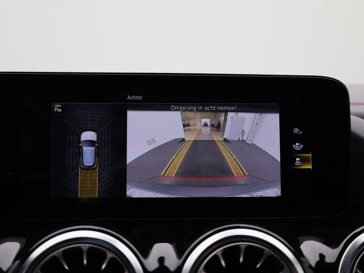 250 Business Solution AMG 67 kWh | STOELVERWARMING | CAMERA | NAVIGATIE | KLIMAATREGELING