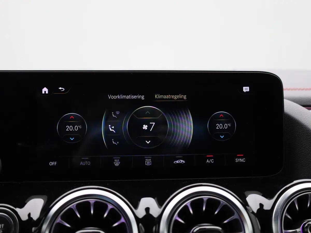250 Business Solution AMG 67 kWh | STOELVERWARMING | CAMERA | NAVIGATIE | KLIMAATREGELING