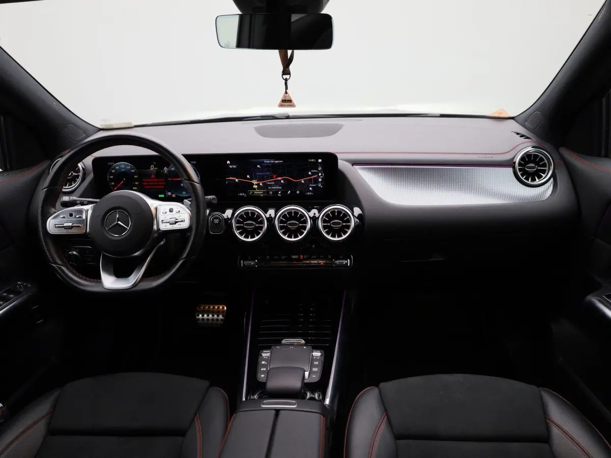 250 Business Solution AMG 67 kWh | STOELVERWARMING | CAMERA | NAVIGATIE | KLIMAATREGELING