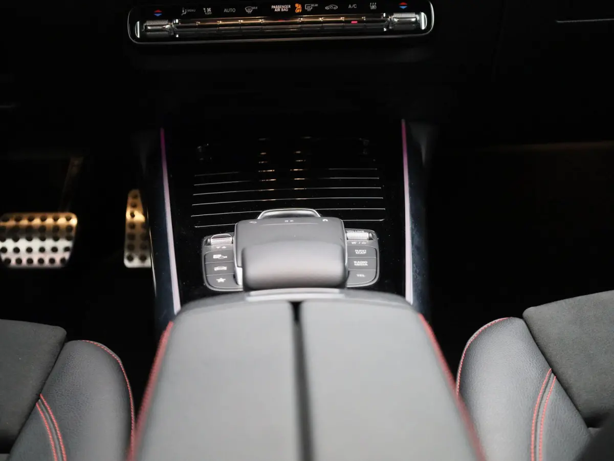 250 Business Solution AMG 67 kWh | STOELVERWARMING | CAMERA | NAVIGATIE | KLIMAATREGELING