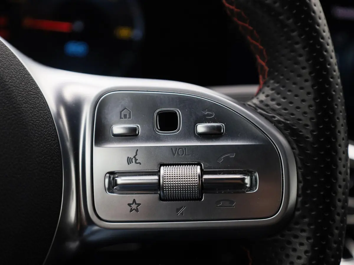 250 Business Solution AMG 67 kWh | STOELVERWARMING | CAMERA | NAVIGATIE | KLIMAATREGELING