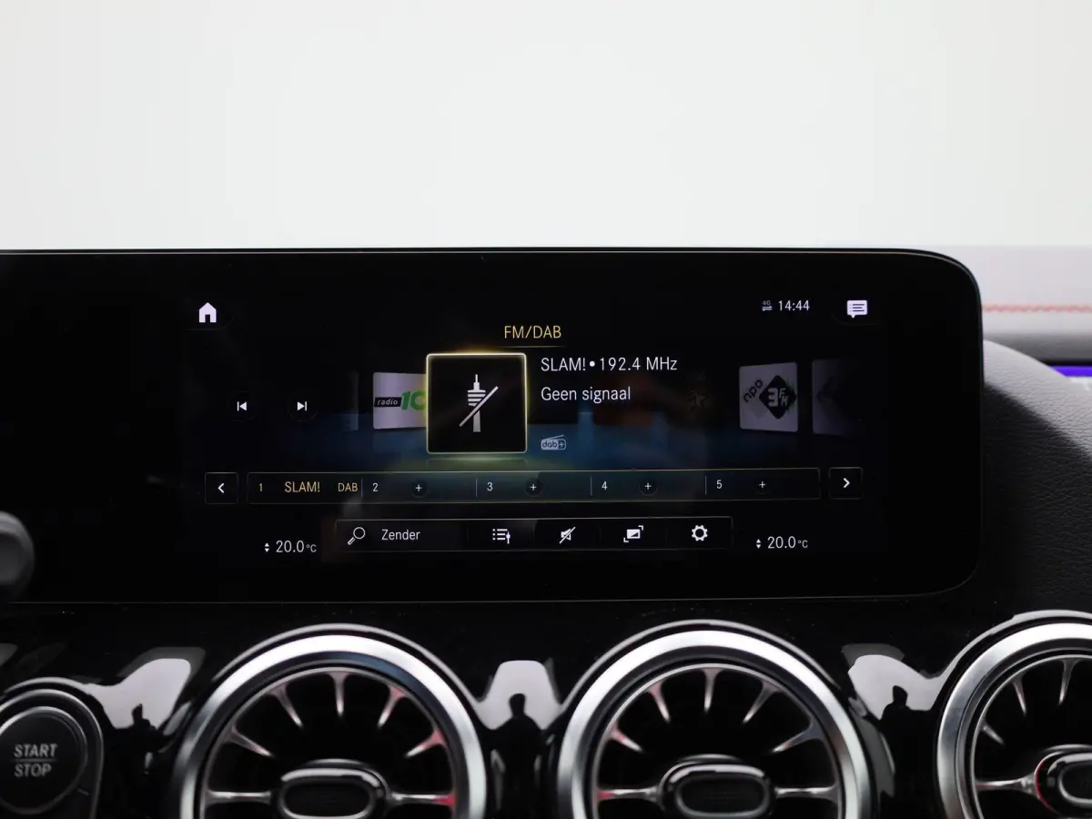250 Business Solution AMG 67 kWh | STOELVERWARMING | CAMERA | NAVIGATIE | KLIMAATREGELING