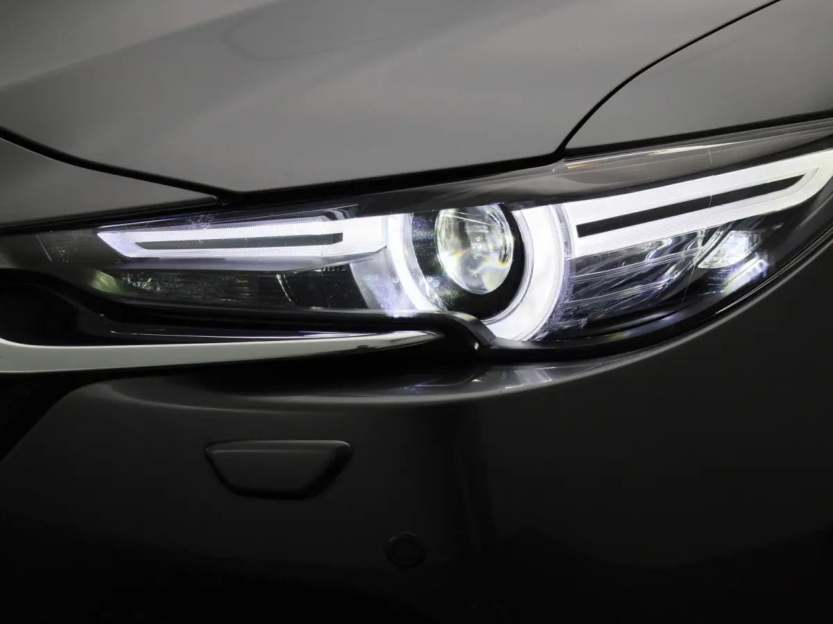 2.0 SkyActiv-G 165 Signature | SCHUIF-KANTELDAK | LEER | HEAD-UP | STOEL-STUURWIELVERWARMING | STOELVERKOELING | CAMERA | NAVIGATIE | BOSE AUDIO