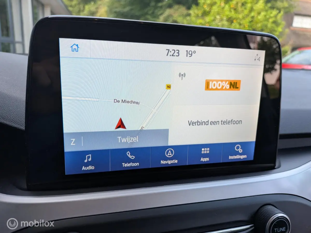 1.0 EcoBoost Hybrid Trend Edition Business