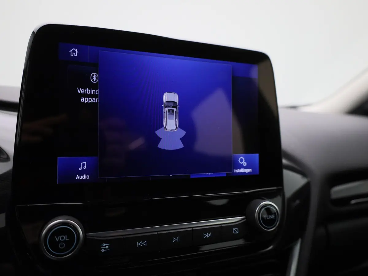 1.0 EcoBoost Titanium | Cruise Control | Elektrisch inklapbare spiegels | Airco | Apple Carplay/Android Auto |