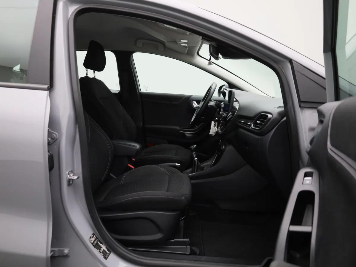 1.0 EcoBoost Titanium | Cruise Control | Elektrisch inklapbare spiegels | Airco | Apple Carplay/Android Auto |