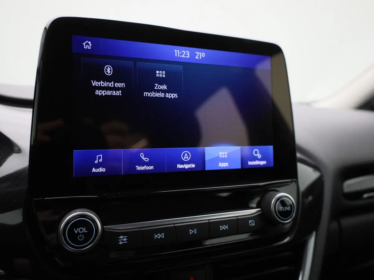 1.0 EcoBoost Titanium | Cruise Control | Elektrisch inklapbare spiegels | Airco | Apple Carplay/Android Auto |