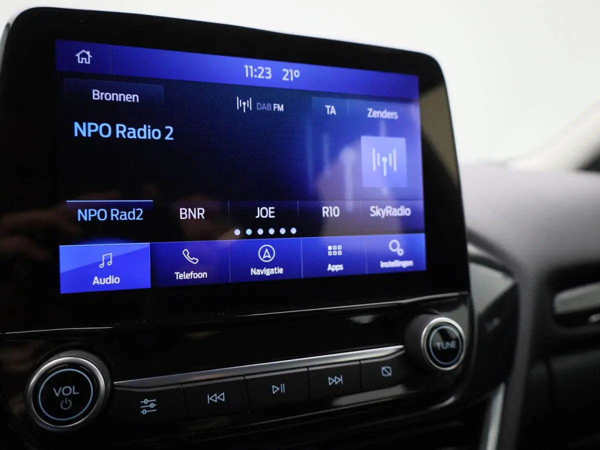 1.0 EcoBoost Titanium | Cruise Control | Elektrisch inklapbare spiegels | Airco | Apple Carplay/Android Auto |