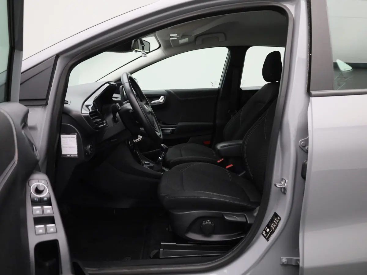 1.0 EcoBoost Titanium | Cruise Control | Elektrisch inklapbare spiegels | Airco | Apple Carplay/Android Auto |