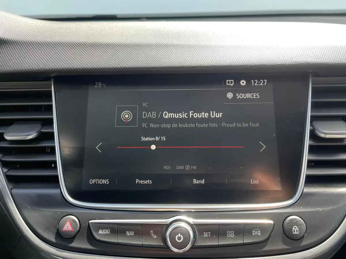 1.2 110PK Turbo Elegance CAMERA ACHTER| PARKEERSENSOREN V&A| NAVI| APPLE CARPLAY/ANDROID AUTO| CRUISE CONTROL| CLIMATE CONTROL|