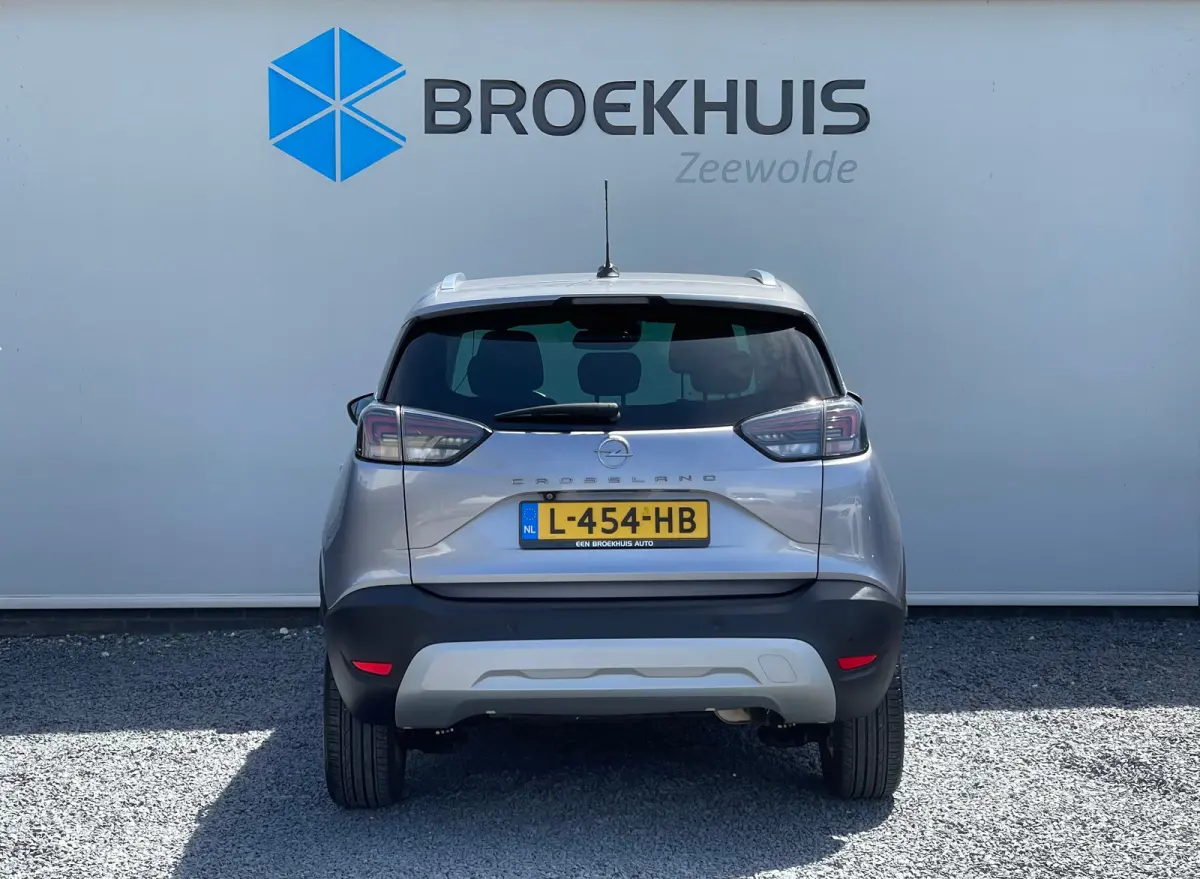 1.2 110PK Turbo Elegance CAMERA ACHTER| PARKEERSENSOREN V&A| NAVI| APPLE CARPLAY/ANDROID AUTO| CRUISE CONTROL| CLIMATE CONTROL|