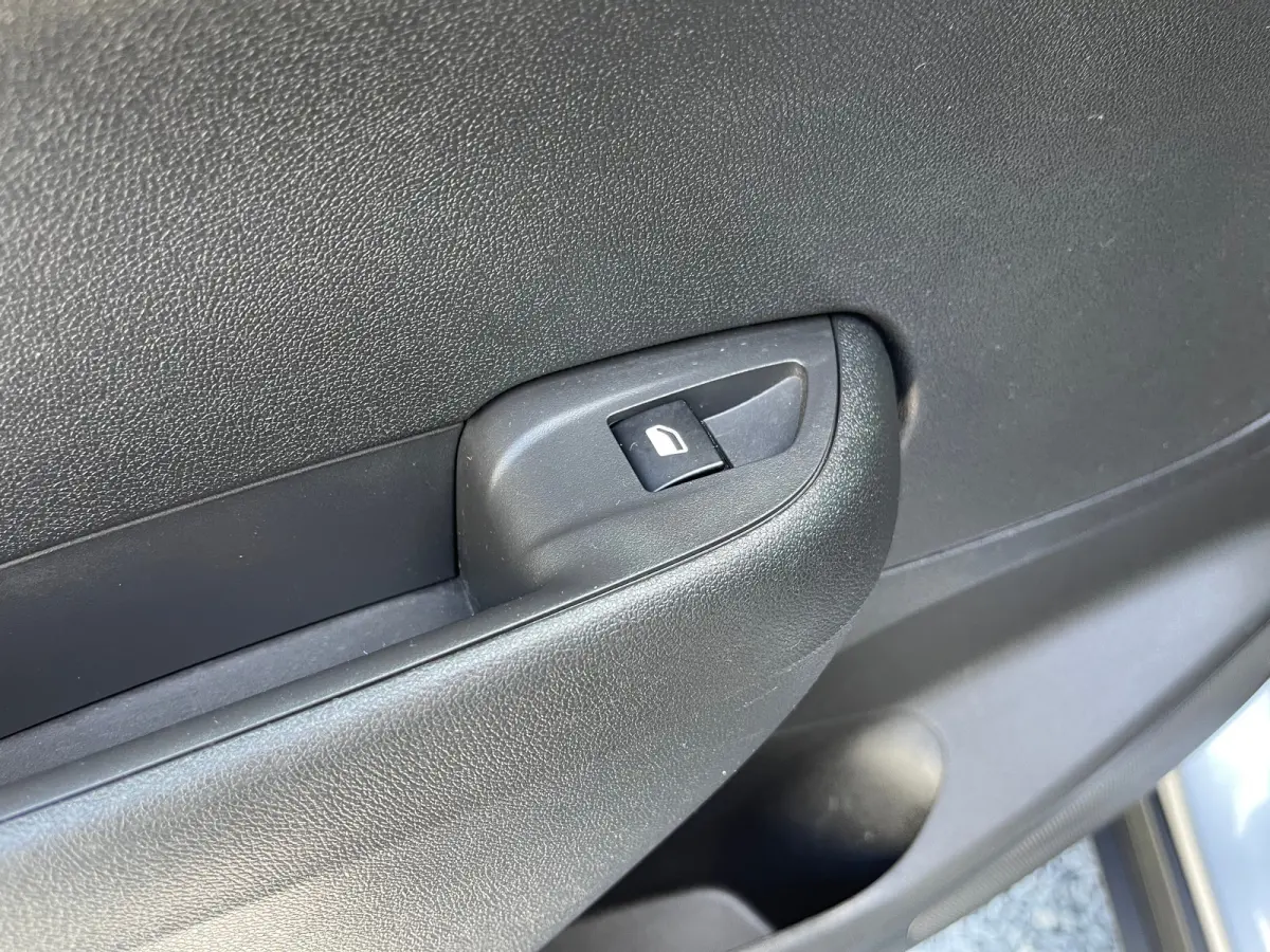 1.2 110PK Turbo Elegance CAMERA ACHTER| PARKEERSENSOREN V&A| NAVI| APPLE CARPLAY/ANDROID AUTO| CRUISE CONTROL| CLIMATE CONTROL|