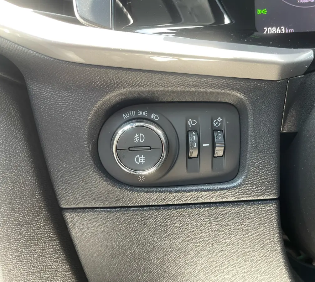 1.2 130PK Turbo Elegance | CAMERA ACHTER| PARKEERSENSOREN V&A| NAVI| STUURWIEL VERWARMD| CRUISE CONTROL| CLIMATE CONTROL
