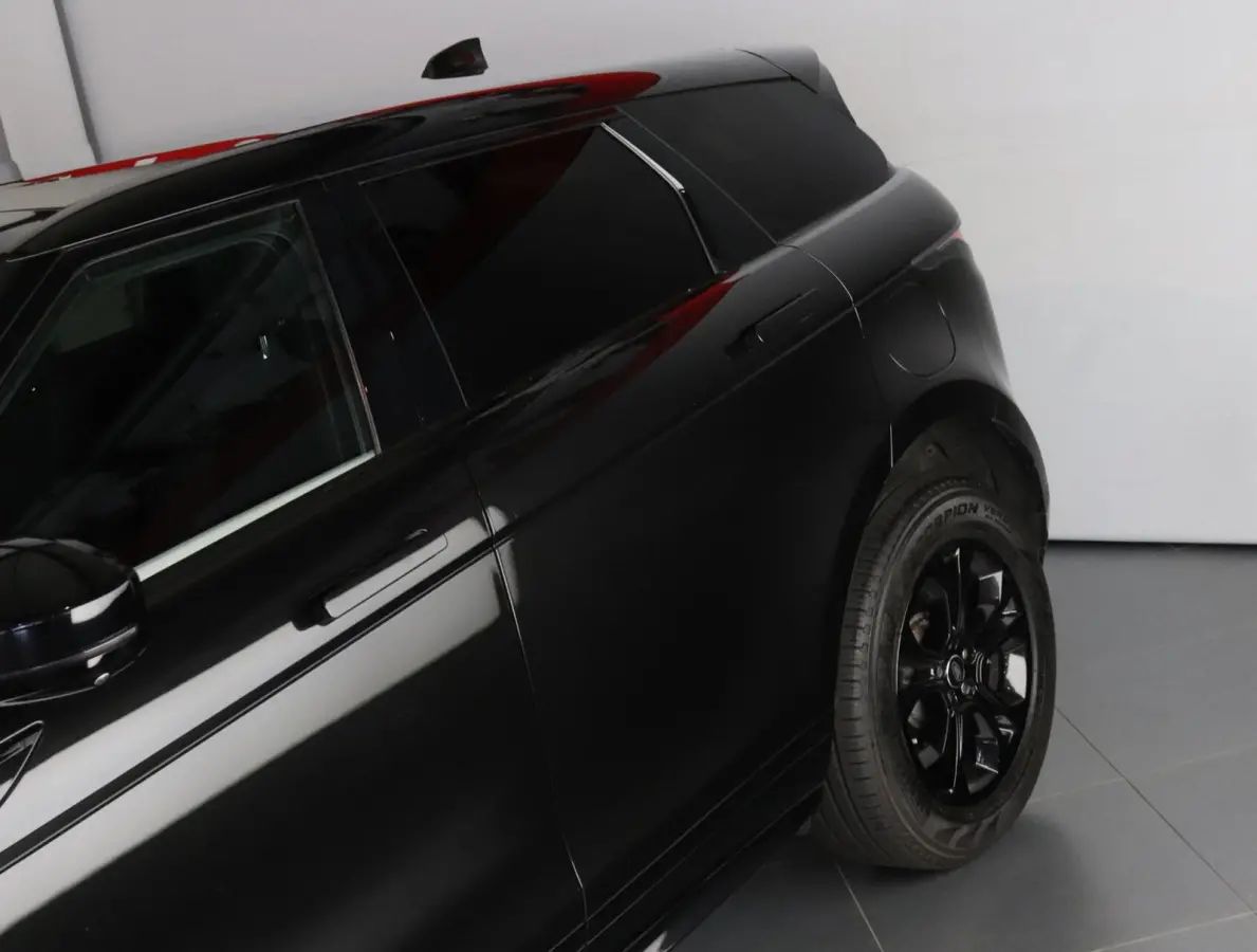 1.5 P300e AWD R-Dynamic SE