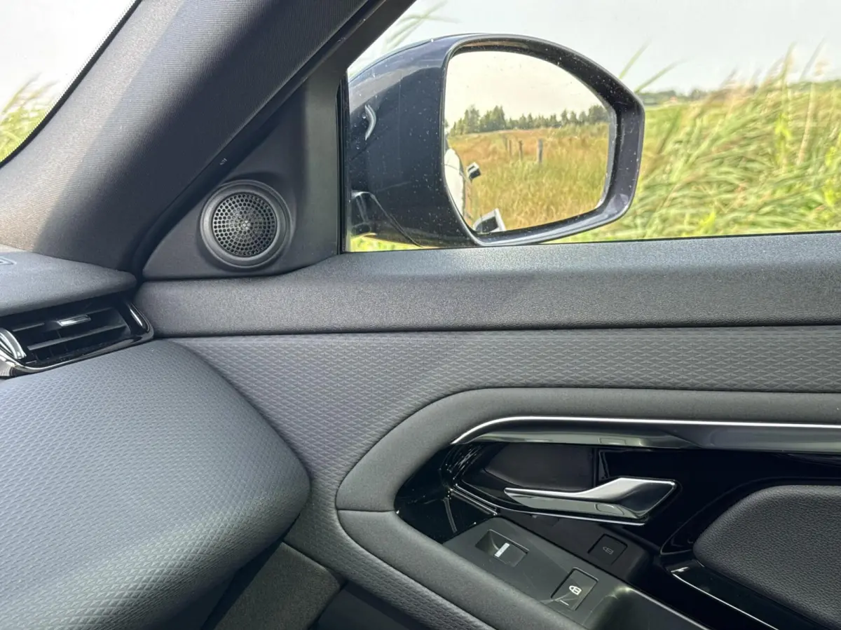 1.5 P300e AWD R-Dynamic SE