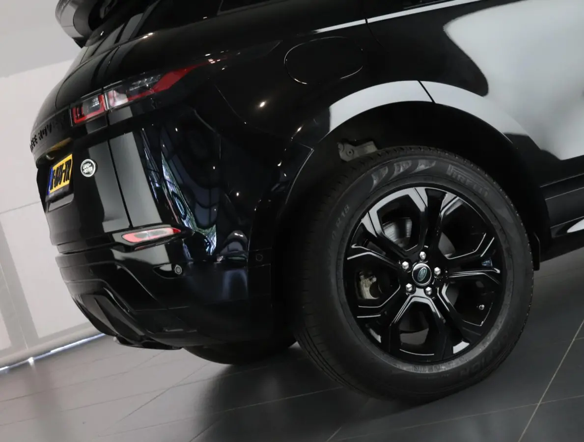 1.5 P300e AWD R-Dynamic SE