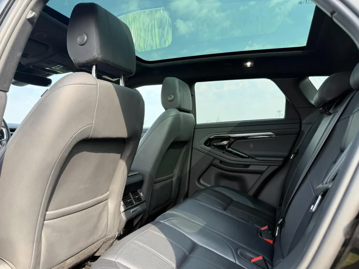1.5 P300e AWD R-Dynamic SE