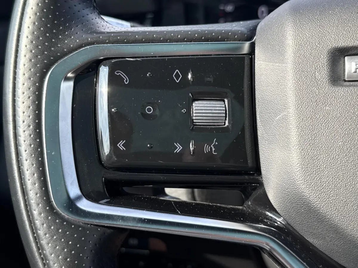 1.5 P300e AWD R-Dynamic SE