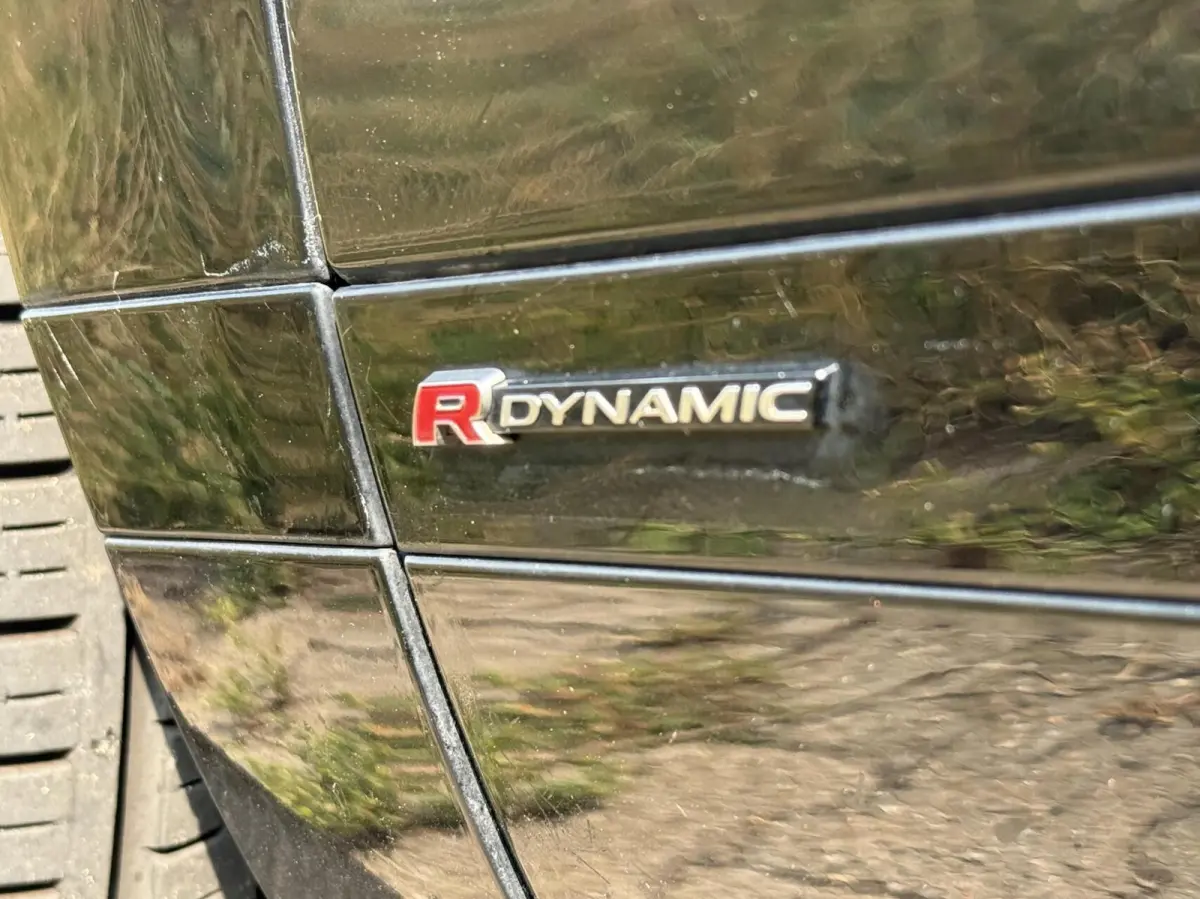 1.5 P300e AWD R-Dynamic SE