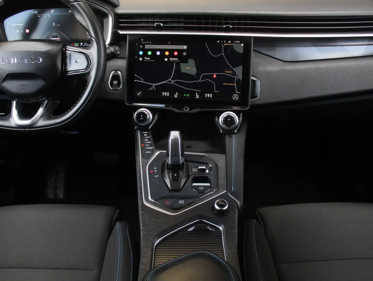 1.5 CARPLAY | CLIMATE | STOELVERW | 360CAMERA | PANODAK | WIFI | LED | DAB | NAVI | ELECSTOEL+MEM | ELECAKLEP | ADAPCRUISE