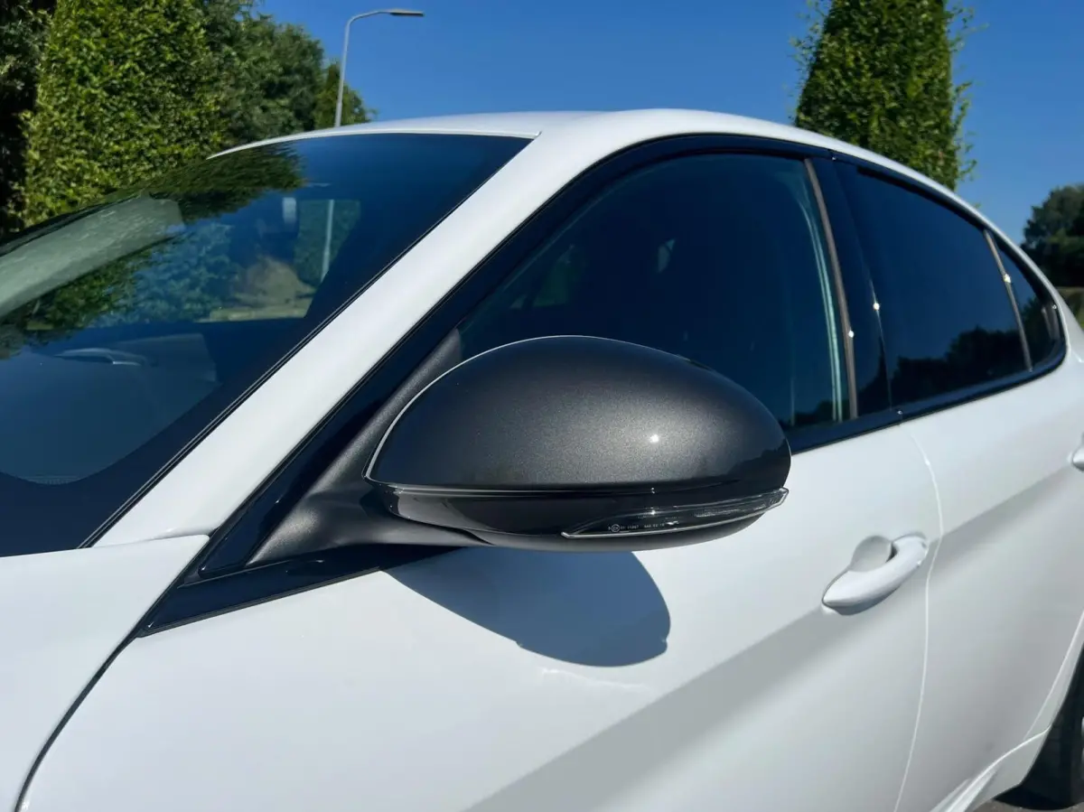 2.0T Q4 Veloce, 65dkm, 320pk, Squadra