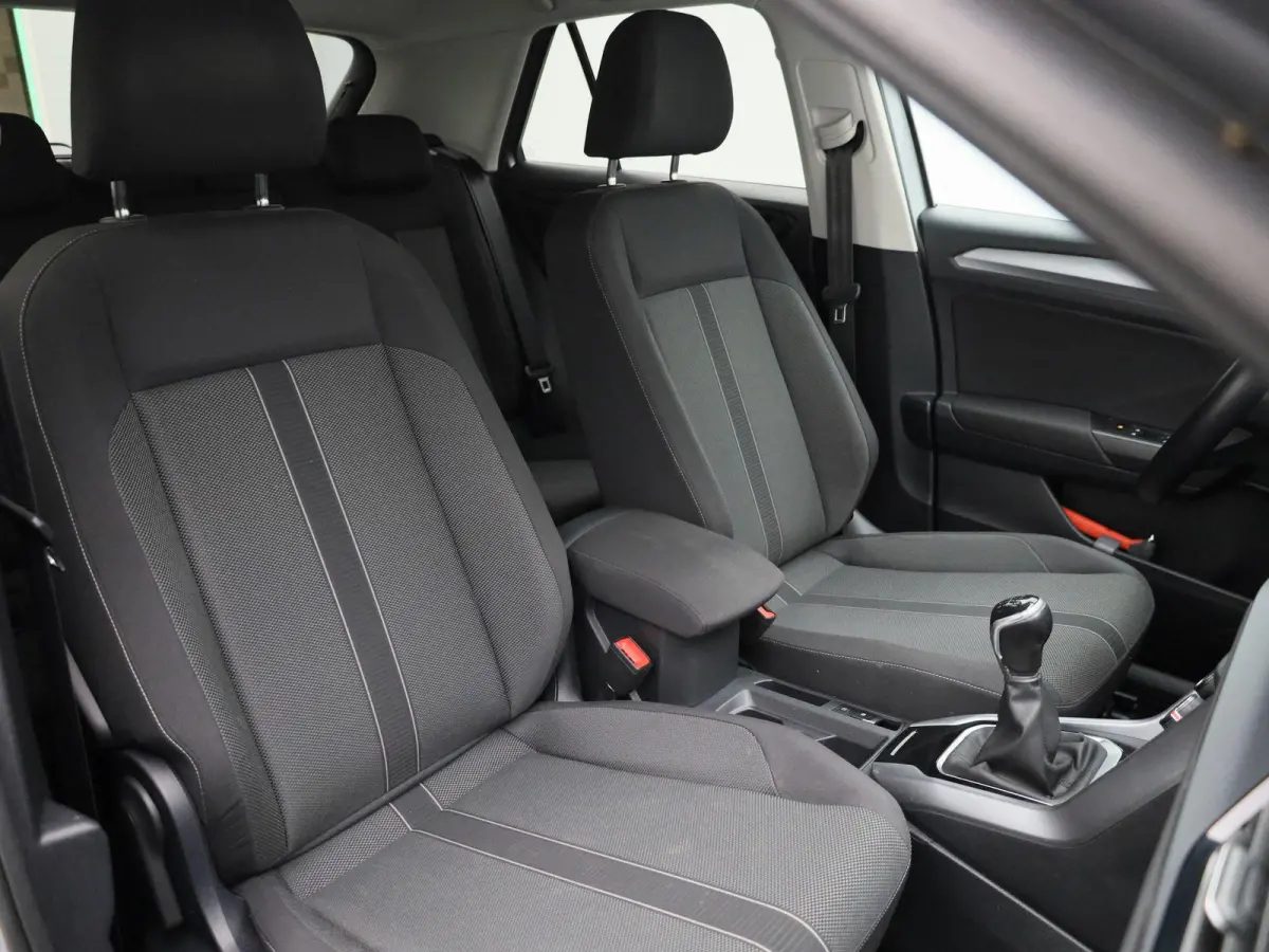 1.0 TSI Life 110 PK| Origineel Nederlands | Navigatie | Achteruitrijcamera | Digitale Cockpit Pro | Parkeersensoren | Privacy Glas