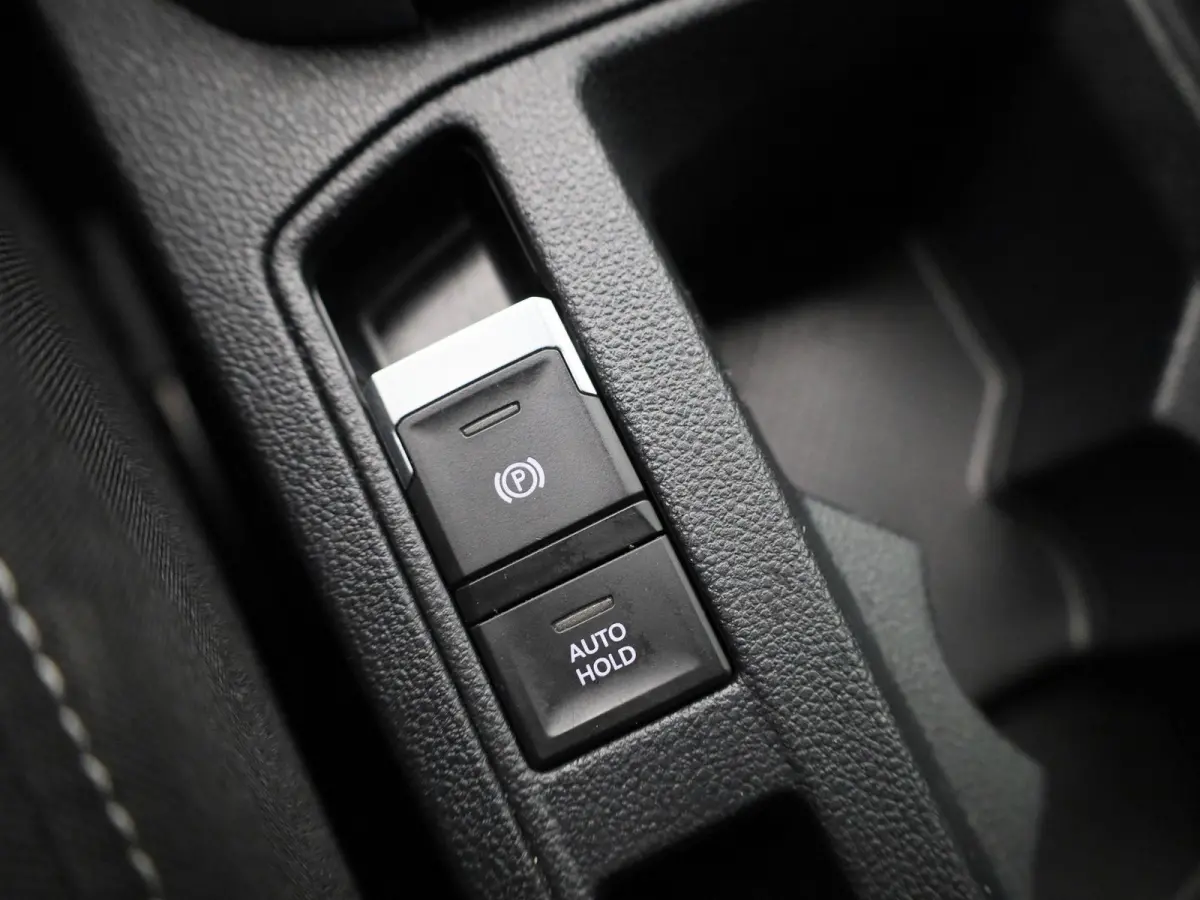 1.0 TSI Life 110 PK| Origineel Nederlands | Navigatie | Achteruitrijcamera | Digitale Cockpit Pro | Parkeersensoren | Privacy Glas