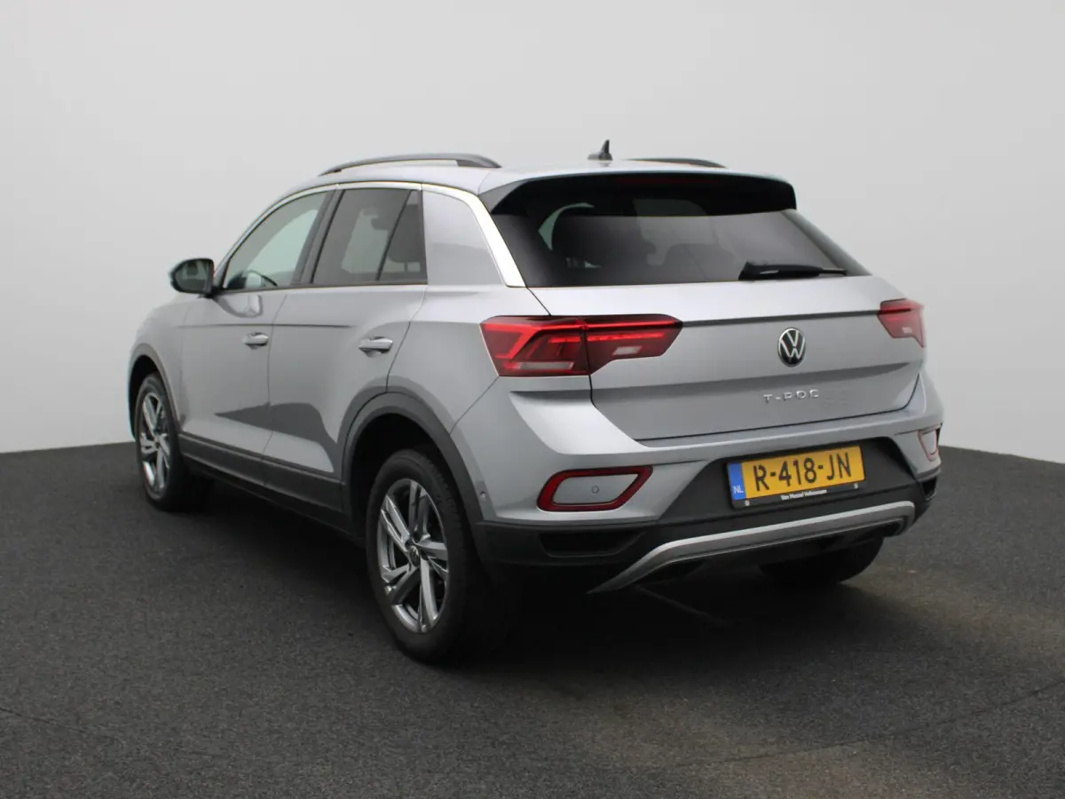 1.0 TSI Life 110 PK| Origineel Nederlands | Navigatie | Achteruitrijcamera | Digitale Cockpit Pro | Parkeersensoren | Privacy Glas