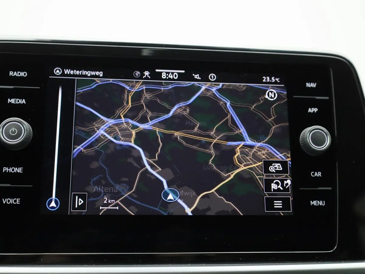 1.0 TSI Life 110 PK| Origineel Nederlands | Navigatie | Achteruitrijcamera | Digitale Cockpit Pro | Parkeersensoren | Privacy Glas