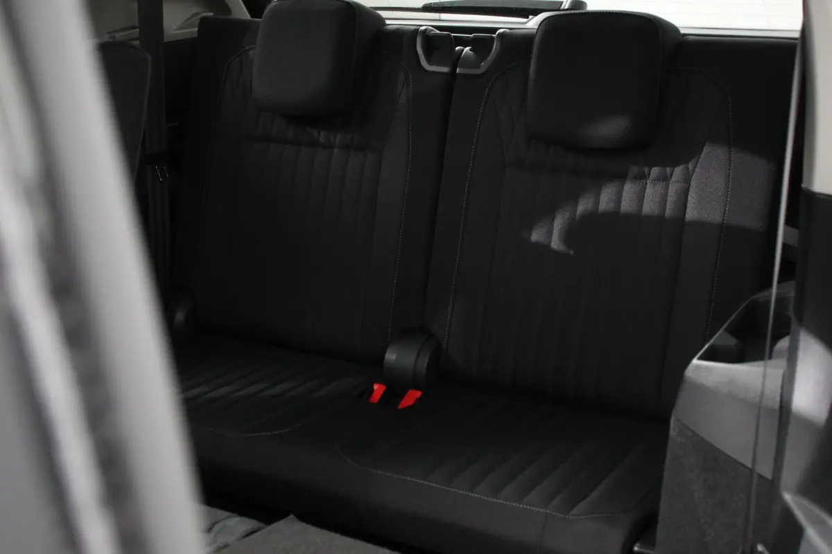 1.5 TSI 150pk DSG Life 7p. Navigatie Climate Control Trekhaak afneembaar Elektrische bedienbare achterklep Adaptieve Cruise Control Extra Getint Glas