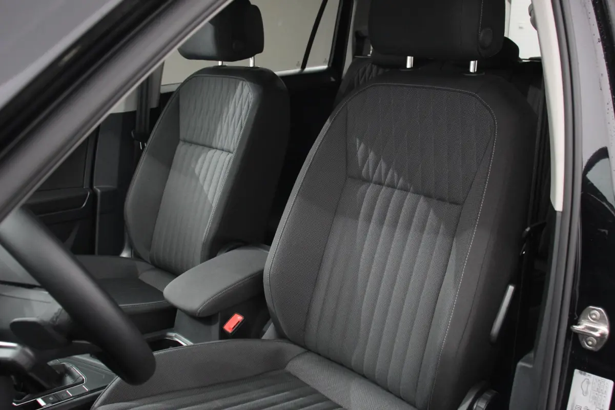1.5 TSI 150pk DSG Life 7p. Navigatie Climate Control Trekhaak afneembaar Elektrische bedienbare achterklep Adaptieve Cruise Control Extra Getint Glas