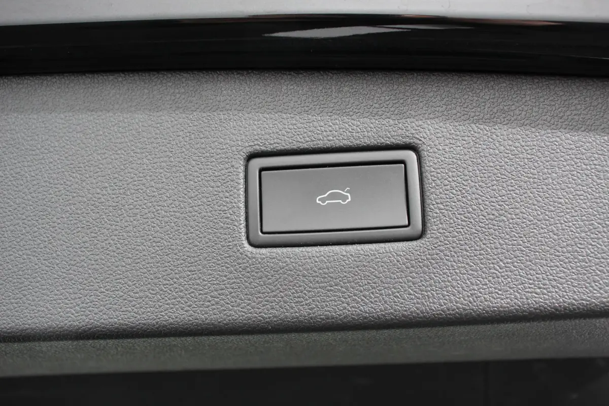1.5 TSI 150pk DSG Life 7p. Navigatie Climate Control Trekhaak afneembaar Elektrische bedienbare achterklep Adaptieve Cruise Control Extra Getint Glas