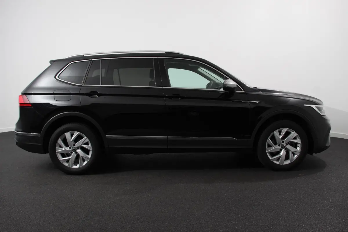 1.5 TSI 150pk DSG Life 7p. Navigatie Climate Control Trekhaak afneembaar Elektrische bedienbare achterklep Adaptieve Cruise Control Extra Getint Glas