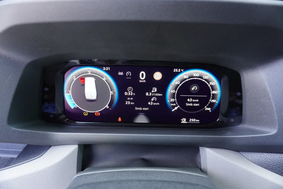 140pk Facelift L3H3/L2H2 Camera Cruise control Digitaal dashboard Airco 3-Zits
