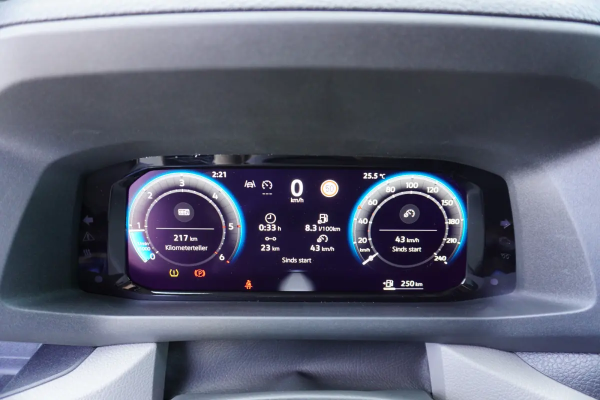 140pk Facelift L3H3/L2H2 Camera Cruise control Digitaal dashboard Airco 3-Zits