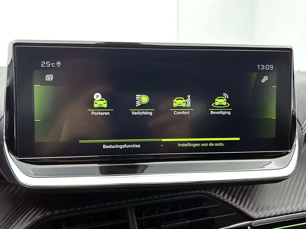 1.2 GT | Navigatie | Achteruitrij Camera | Dodehoek Bewaking | Climate Control | Cruise Control |