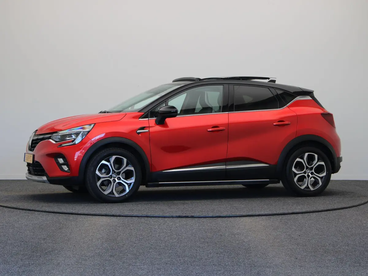 1.6 E-Tech full hybrid 145 techno | Cruise Control | Climate Control | Schuif/kanteldak | Licht Metalen Velgen | Half Lederen Bekleding | PDC sensoren voor/achter | Navigatie Systeem |